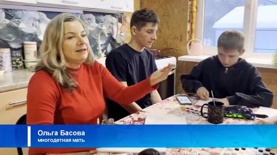 Владимир Путин поручил изменить подход к назначению семейных выплат