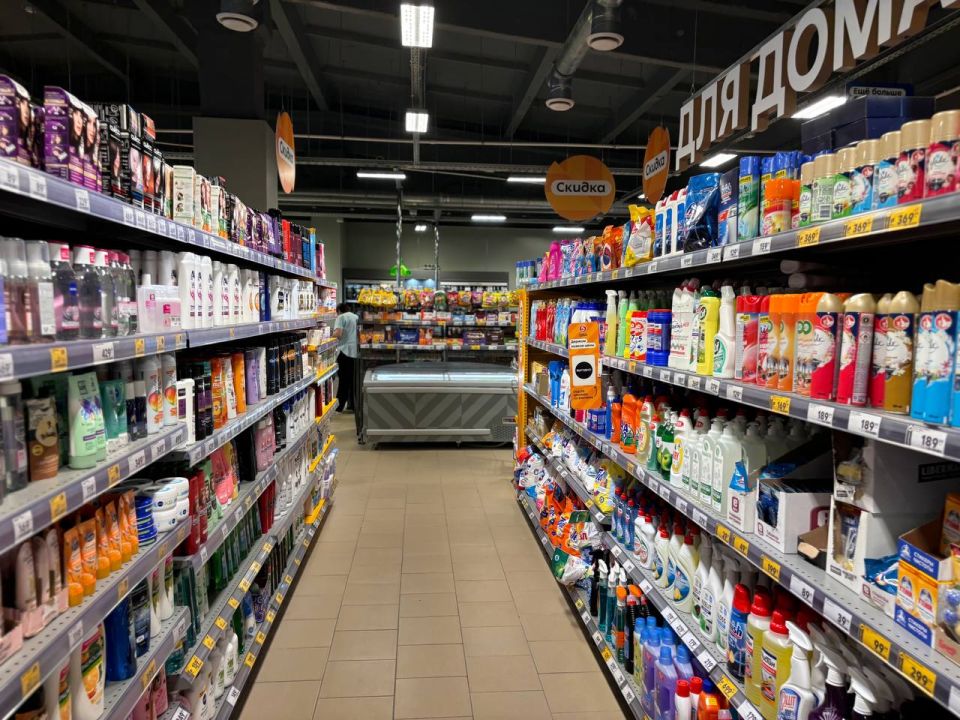 Сладости и детские игрушки пыталась украсть из магазина женщина в Биробиджане