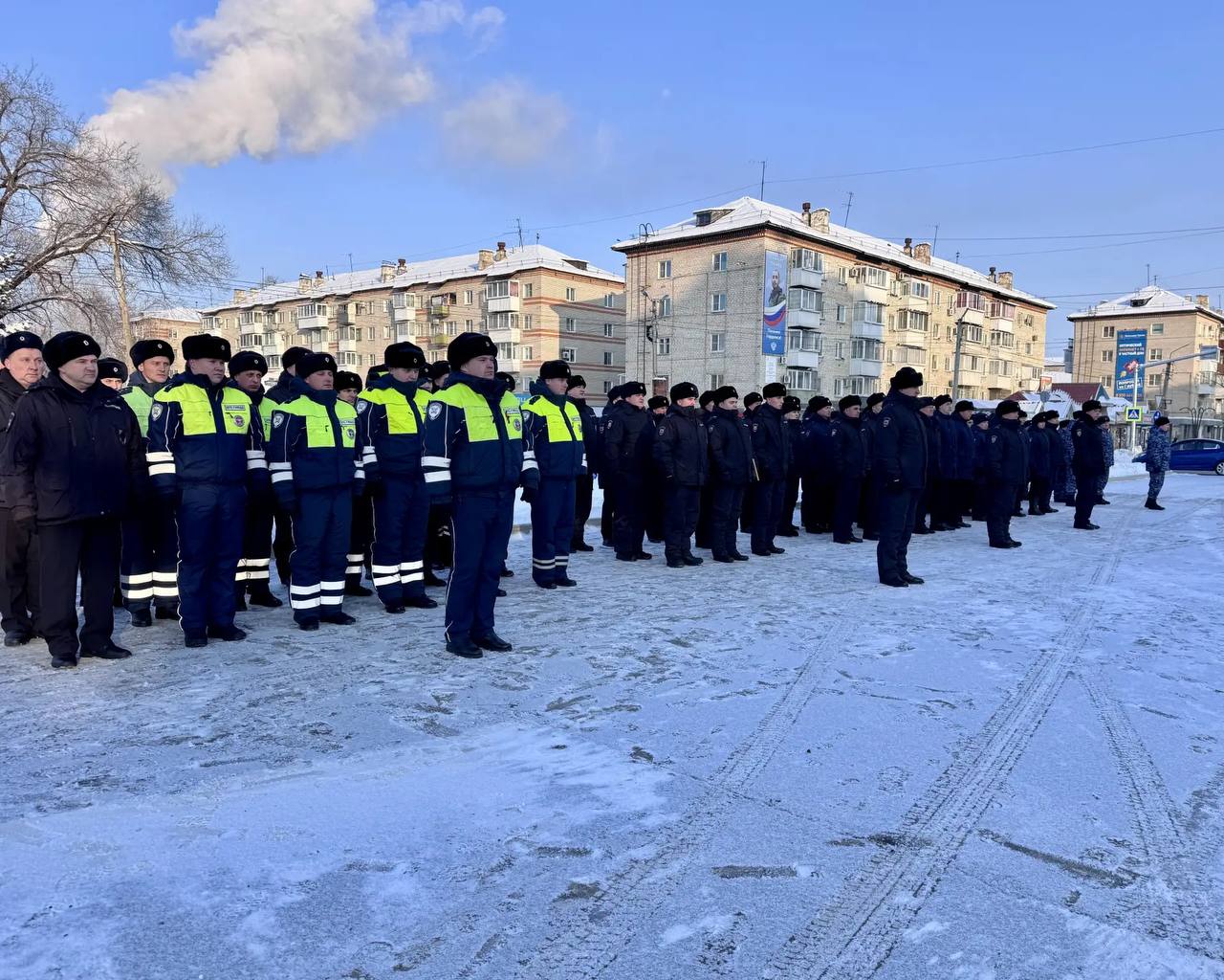 В Биробиджане прошел гарнизонный развод