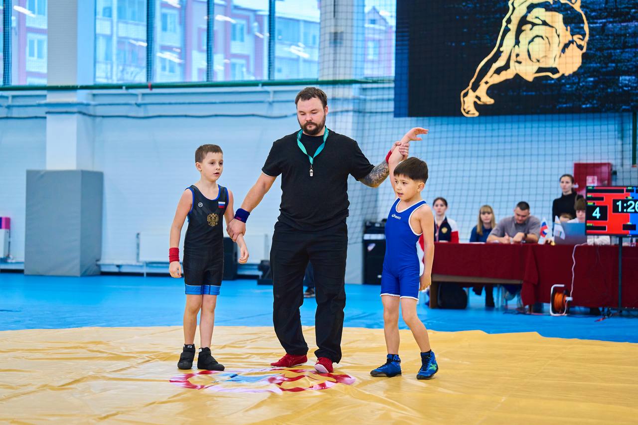 Первенство СК «Гимназии борьбы» по вольной борьбе и самбо прошло в Биробиджане Первенство СК «Гимназии борьбы» по вольной борьбе и самбо прошло в Биробиджане