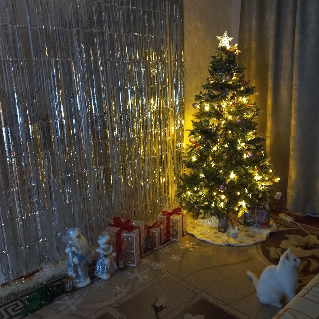 Марафон ёлок!. Елочки наших подписчиков, которые уже успели украсить свои дома Марафон ёлок!. Елочки наших подписчиков, которые уже успели украсить свои дома