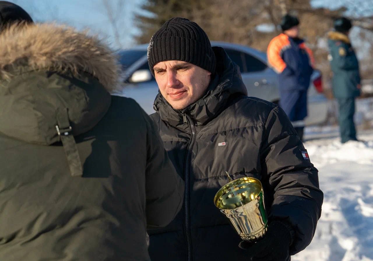 Футбол не боится мороза!. В Биробиджане прошёл настоящий зимний праздник спорта — открытый турнир по мини-футболу на свежем воздухе! 14 команд, адреналин на максимуме и… минус за окном Футбол не боится мороза!. В Биробиджане прошёл настоящий зимний праздник спорта — открытый турнир по мини-футболу на свежем воздухе! 14 команд, адреналин на максимуме и… минус за окном