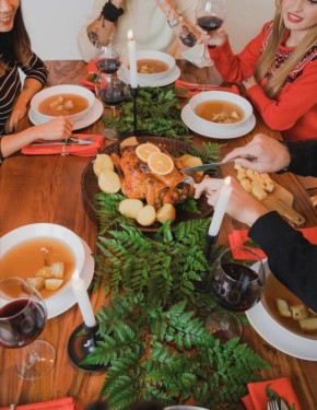 Врач назвала правила мягкого восстановления после новогодних застолий