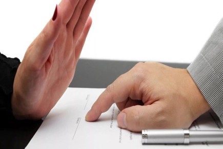 Штрафы за навязывание услуг увеличены в десять раз: новый этап в борьбе за права потребителей