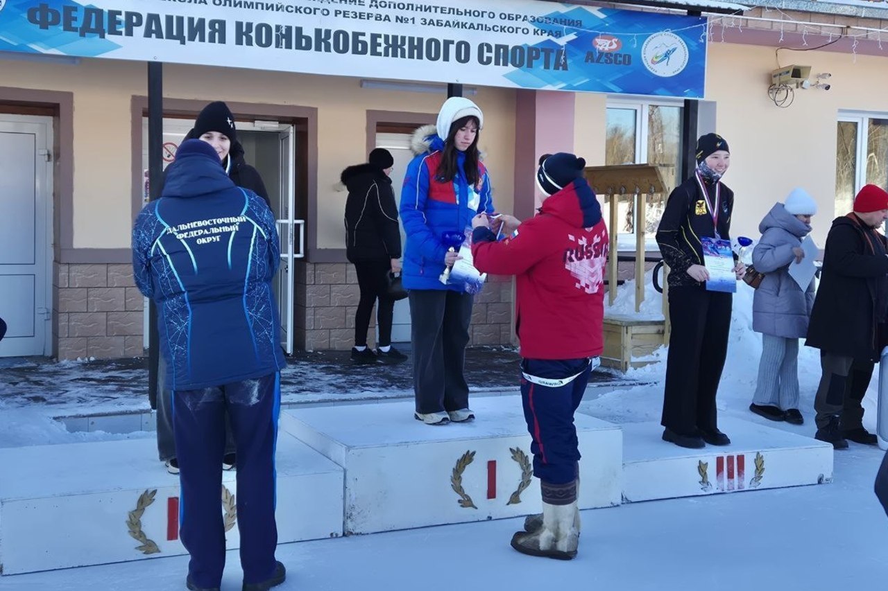 Путевку на отборочный этап Первенства России завоевала команда конькобежцев ЕАО