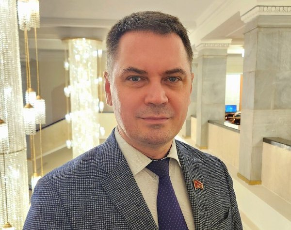 ОБЪЯВЛЕНИЕ. Со 2 по 5 февраля 2026 года в Еврейской автономной области будет работать депутат Государственной Думы от КПРФ Алексей Корниенко