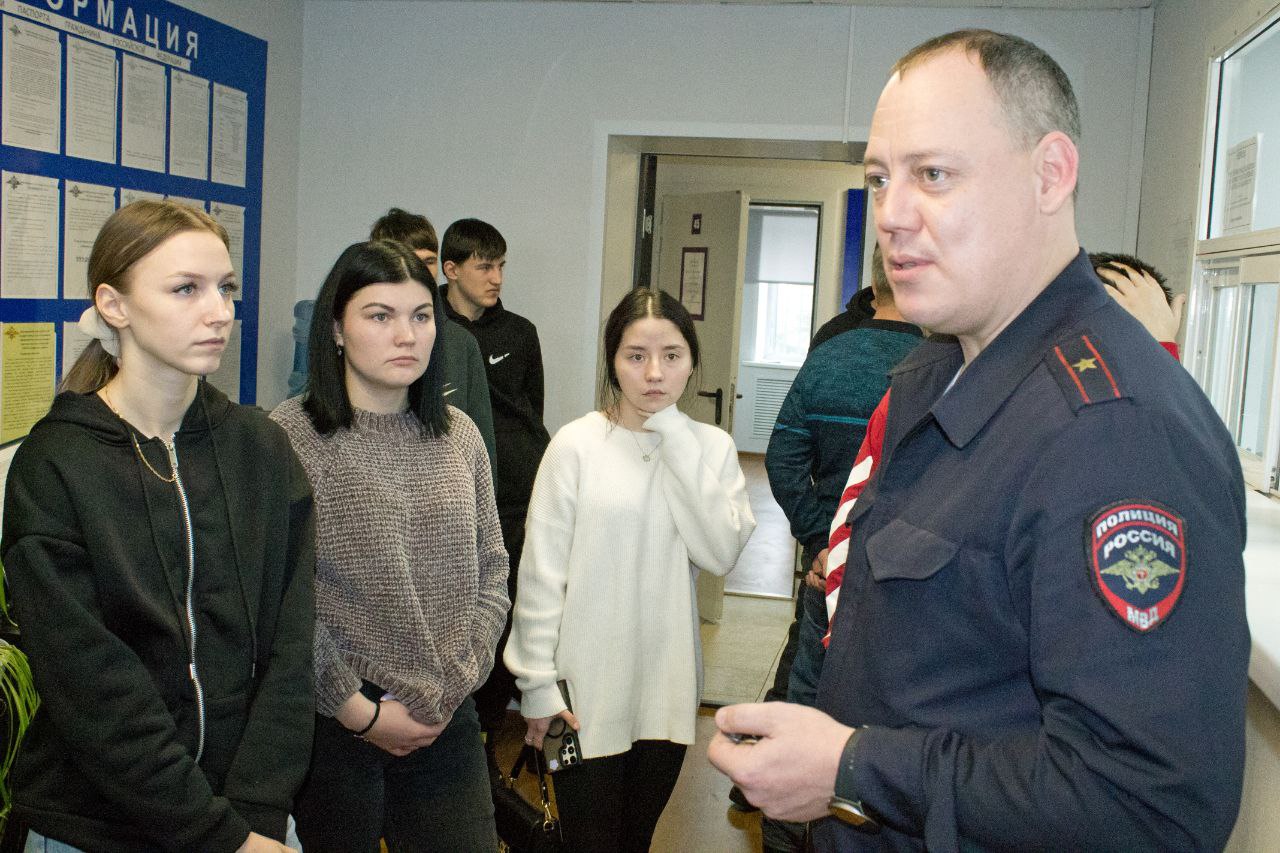 В День российского студенчества в Еврейской автономной области завершилась традиционная всероссийская акция «Студенческий десант» В День российского студенчества в Еврейской автономной области завершилась традиционная всероссийская акция «Студенческий десант»