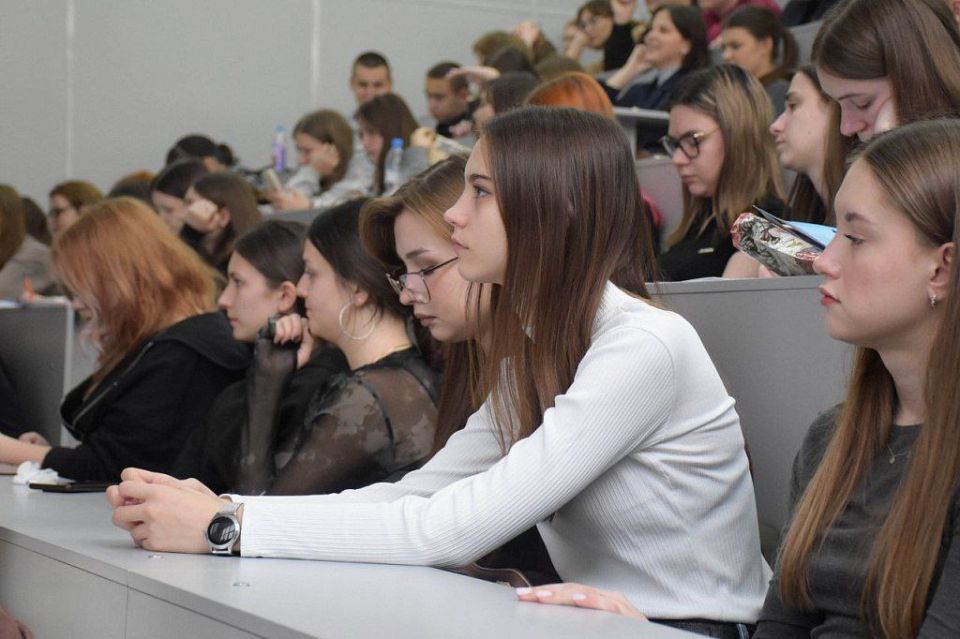 �������� ������ �������� ����� �����