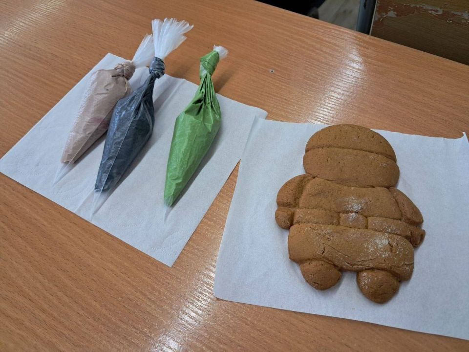 Всей школой сделали доброе дело!