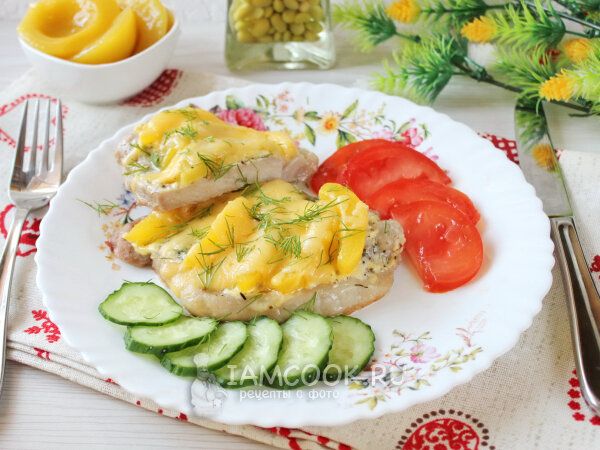 Новый взгляд на праздничное меню: мясное блюдо с фруктами