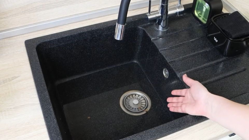 Как устранить засор в раковине: простые и эффективные методы