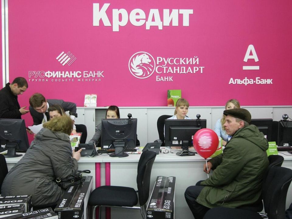 Банковские одобрения кредитов снизились до рекордных уровней в декабре