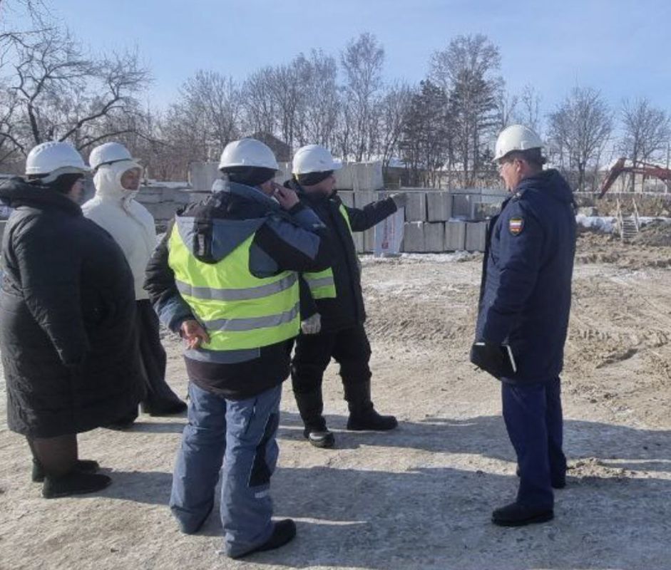 На контроле органов прокуратуры области находится реализация национальных проектов На контроле органов прокуратуры области находится реализация национальных проектов