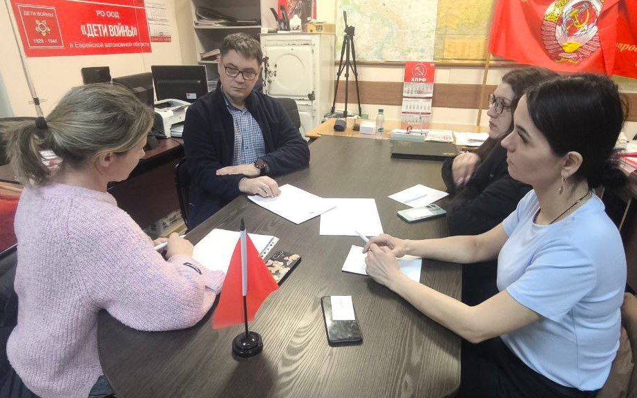 ВСЕГДА С НАРОДОМ. Итоги региональной недели депутата-коммуниста Алексея Корниенко В рамках февральской региональной недели на личном приёме у депутата Государственной Думы от КПРФ Алексея Корниенко побывало около сотни...