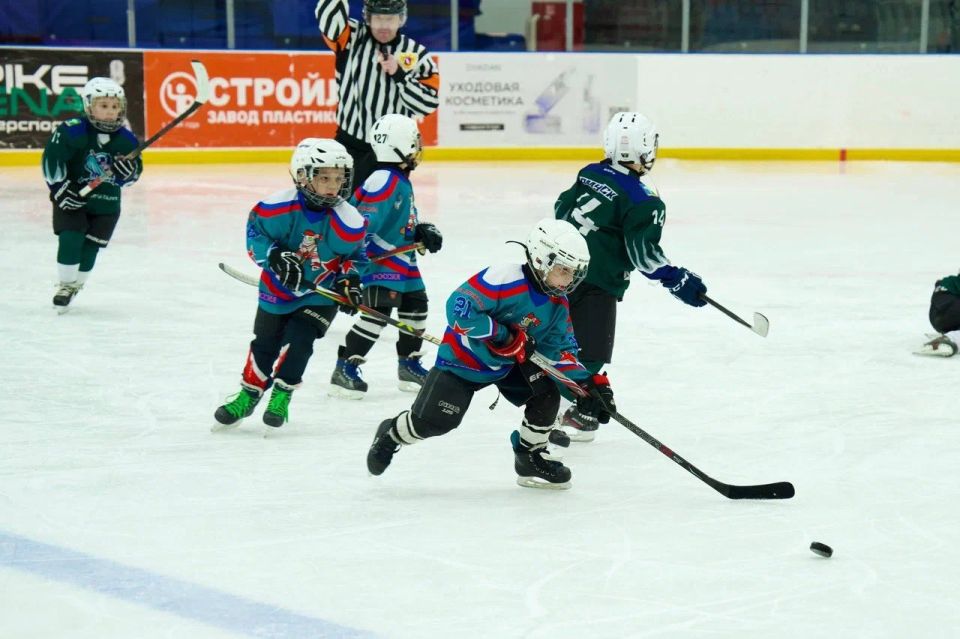 Зрелищные баталии на льду показали юные хоккеисты на «Кубке ЕАО»