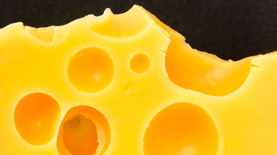 Почему сыр не плавится: основные причины и ошибки