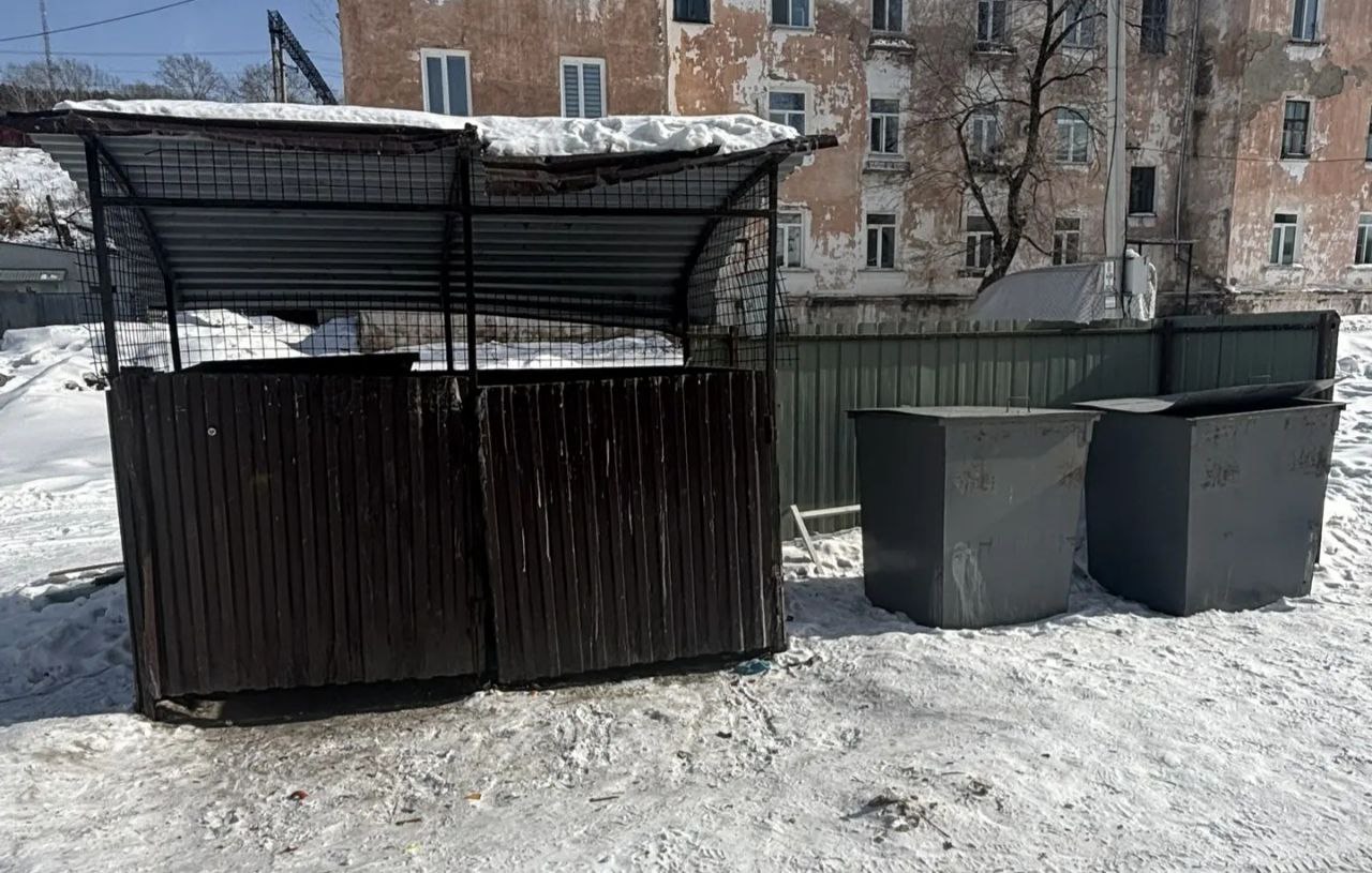 Прокуратура потребовала обустроить контейнерные площадки для накопления твердых коммунальных отходов в Облученском городском поселении