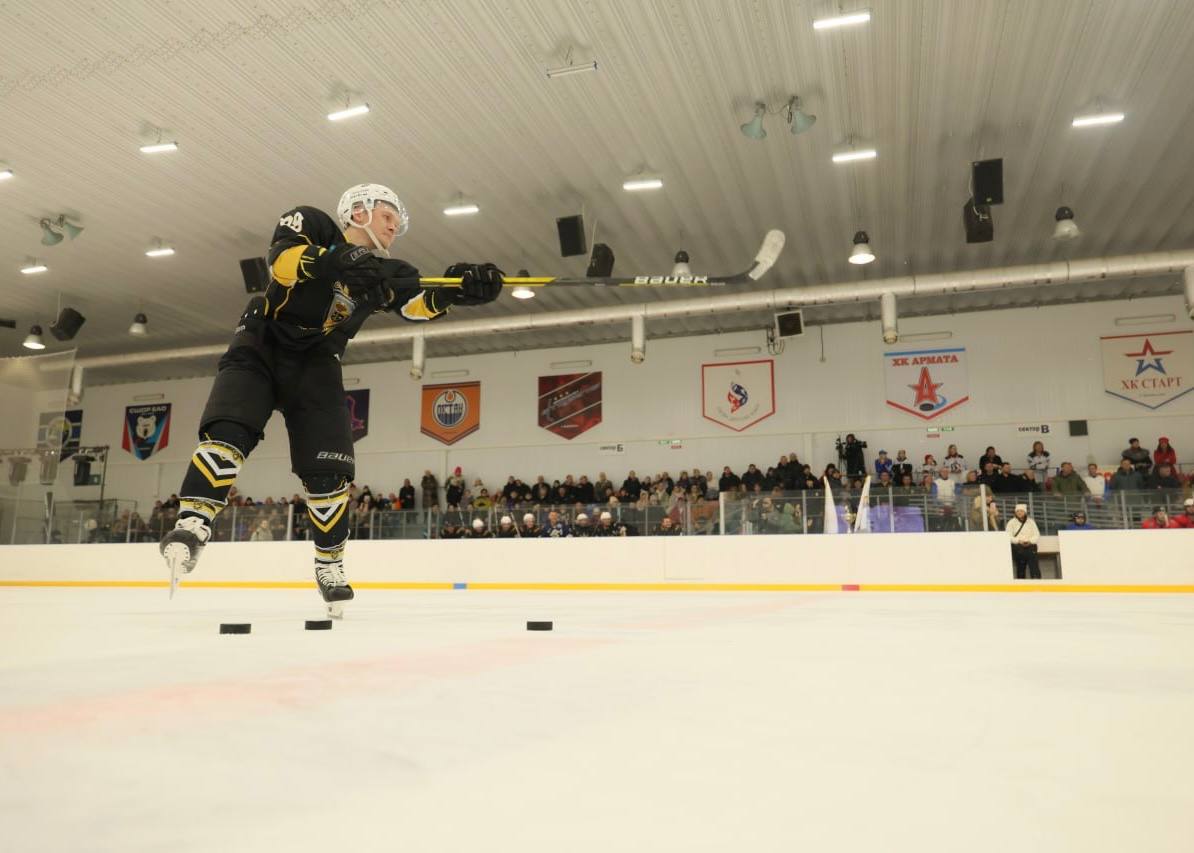 Завершился турнир по хоккею с шайбой «Воин» на Кубок губернатора ЕАО Завершился турнир по хоккею с шайбой «Воин» на Кубок губернатора ЕАО