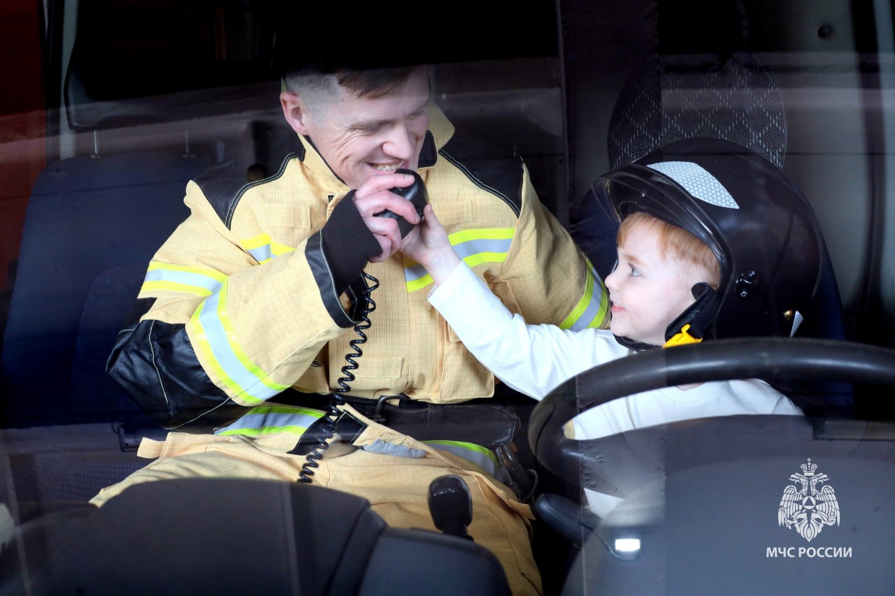 С началом новой недели! Пусть она пройдет позитивно и безопасно!