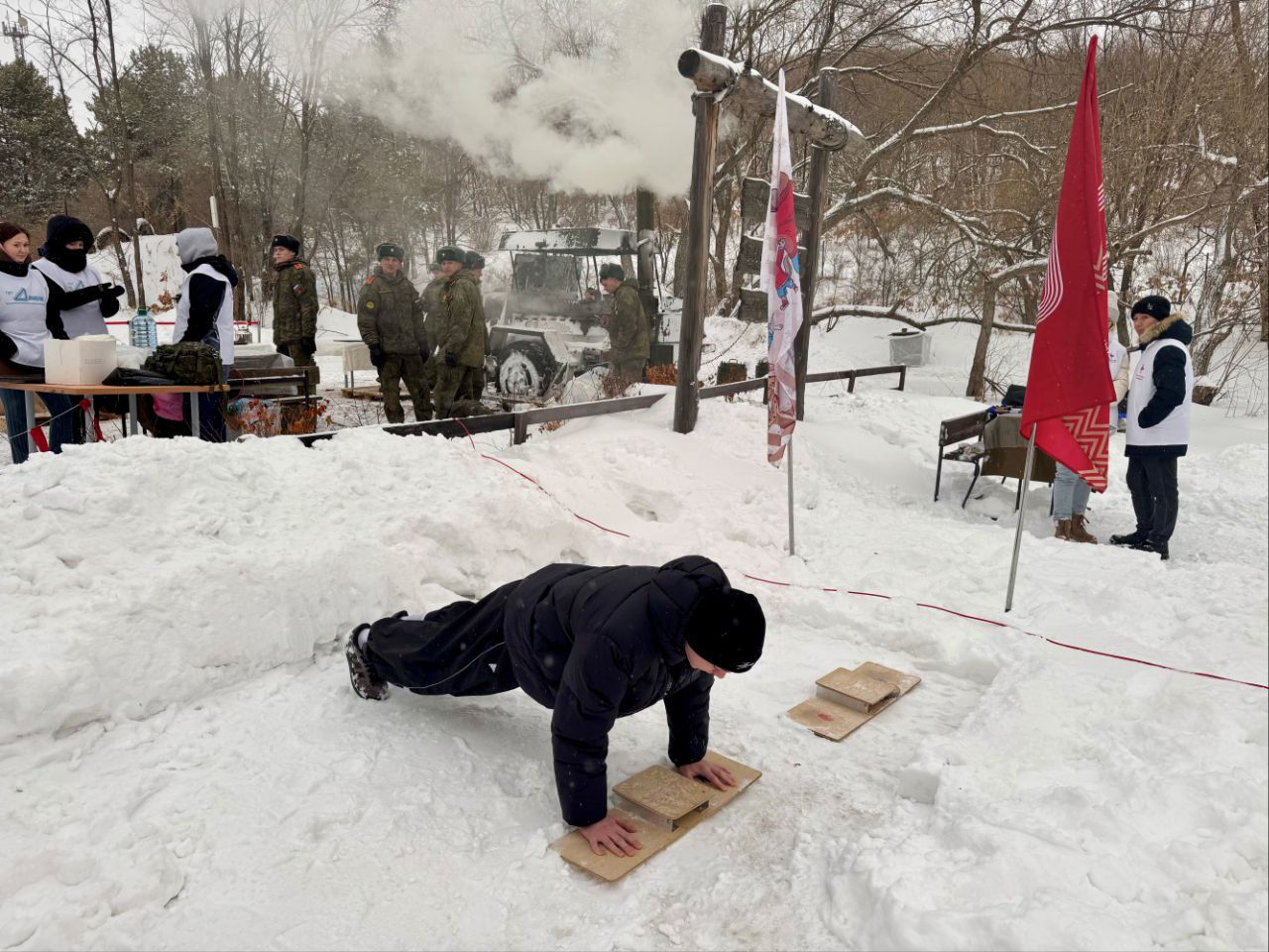 Спортсмены ЕАО приняли участие в первенстве Благовещенска по горным лыжам и сноуборду памяти Героя России Андрея Ковтуна Спортсмены ЕАО приняли участие в первенстве Благовещенска по горным лыжам и сноуборду памяти Героя России Андрея Ковтуна