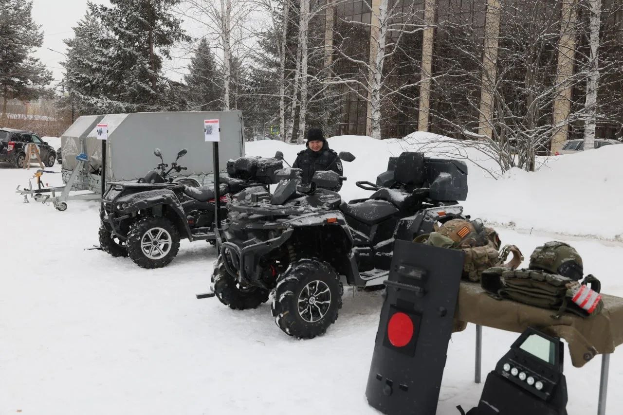 В Еврейской автономной области проходит форум «Народ и армия едины» В Еврейской автономной области проходит форум «Народ и армия едины»