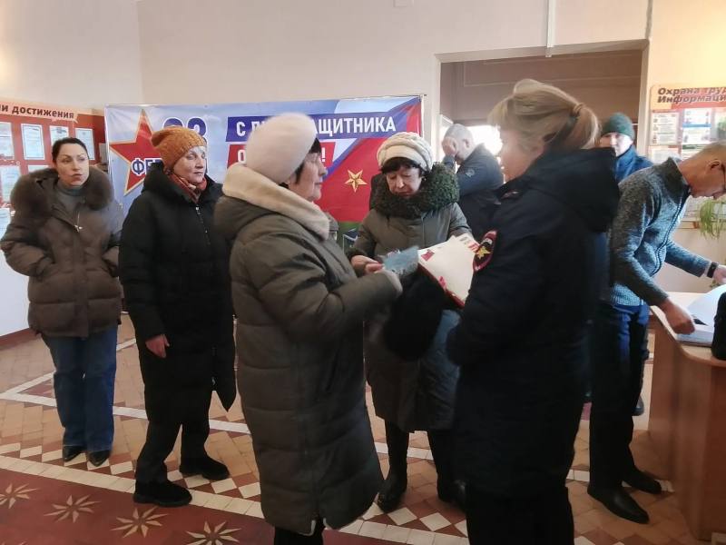 В Еврейской автономии продолжается профилактическая акция «Осторожно, мошенники!» В Еврейской автономии продолжается профилактическая акция «Осторожно, мошенники!»