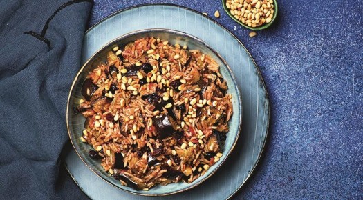 Плов с баклажанами: легкий и полезный вариант