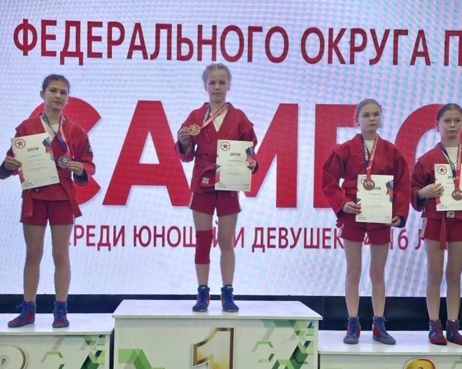 Самбисты ЕАО — в числе лучших на Дальнем Востоке Самбисты ЕАО — в числе лучших на Дальнем Востоке