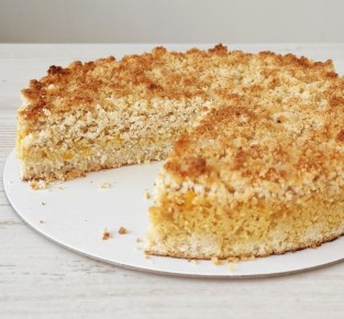 Невероятно вкусный лимонный пирог с кокосовой мукой: без сахара и глютена