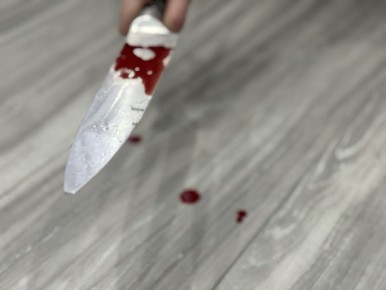 Биробиджанец зарезал своего приятеля в гаражах