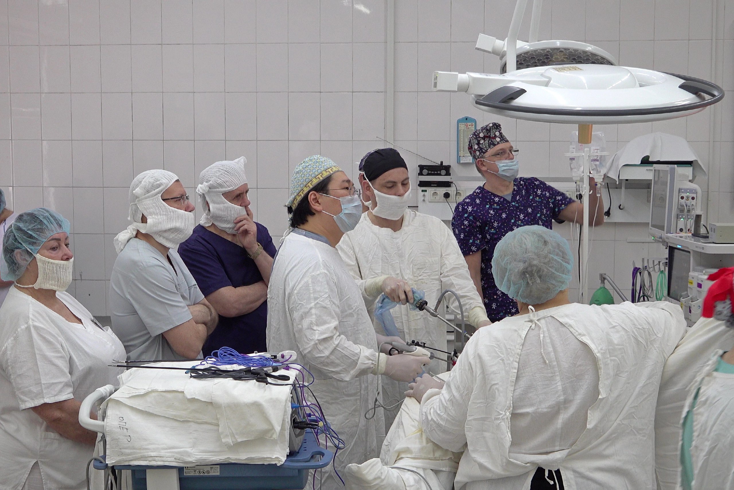 ЕАО с рабочим визитом посетил первый зампред Комитета Госдумы по охране здоровья, врач-онколог Бадма Башанкаев ЕАО с рабочим визитом посетил первый зампред Комитета Госдумы по охране здоровья, врач-онколог Бадма Башанкаев