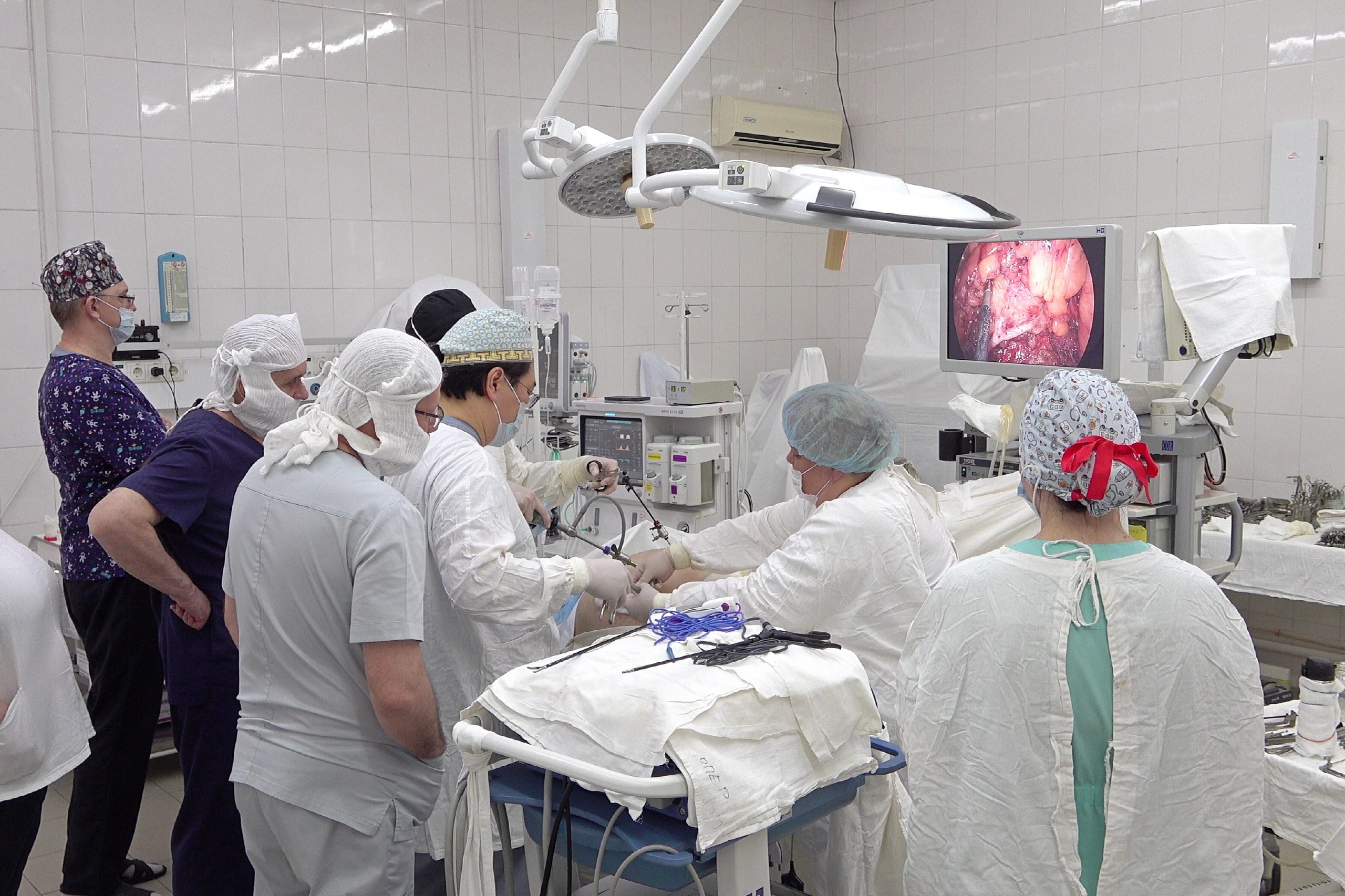 ЕАО с рабочим визитом посетил первый зампред Комитета Госдумы по охране здоровья, врач-онколог Бадма Башанкаев ЕАО с рабочим визитом посетил первый зампред Комитета Госдумы по охране здоровья, врач-онколог Бадма Башанкаев