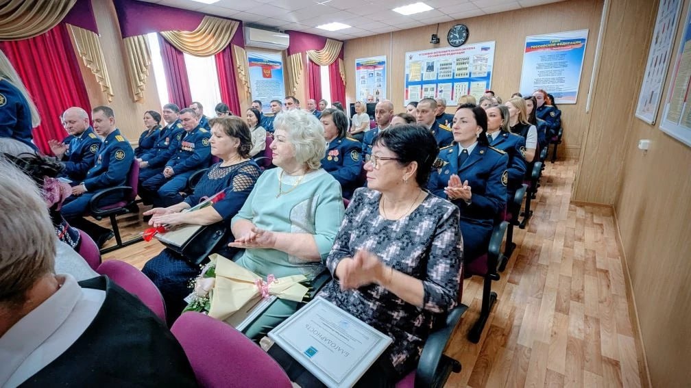 Торжественное собрание в честь 147-летия уголовно-исполнительной системы России прошло в Биробиджане Торжественное собрание в честь 147-летия уголовно-исполнительной системы России прошло в Биробиджане