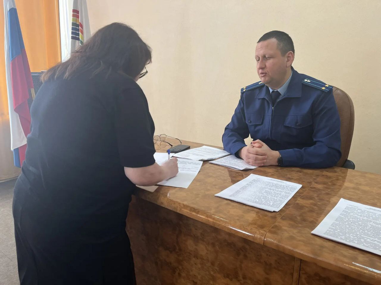 Прокуратура объявила предостережения главам сельских поселений Биробиджанского муниципального района ЕАО и предупредила об ответственности при ненадлежащей подготовке к пожароопасному периоду Прокуратура объявила предостережения главам сельских поселений Биробиджанского муниципального района ЕАО и предупредила об ответственности при ненадлежащей подготовке к пожароопасному периоду