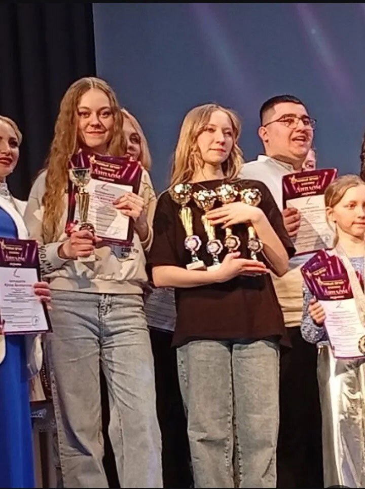 Ансамбль «Иланот» из Биробиджана покорил Всероссийский вокальный конкурс в Благовещенске Ансамбль «Иланот» из Биробиджана покорил Всероссийский вокальный конкурс в Благовещенске