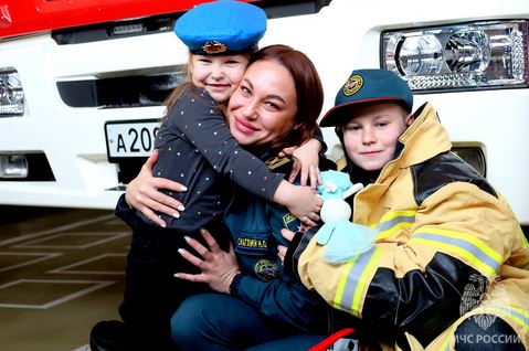 Доброго воскресного утра желает всем Надежда Смаглий ;)