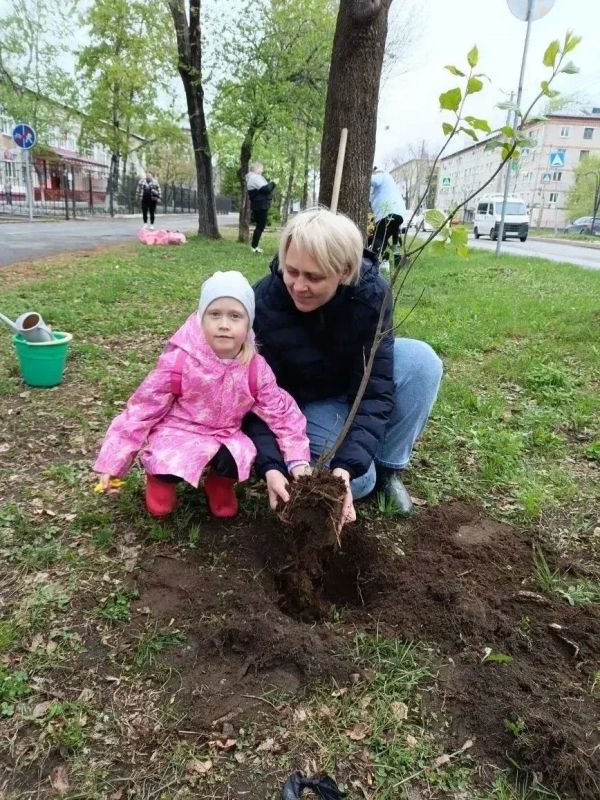 "Память растет вместе с нами": детские сады и школы Биробиджана присоединились к акции "Нить поколений" "Память растет вместе с нами": детские сады и школы Биробиджана присоединились к акции "Нить поколений"