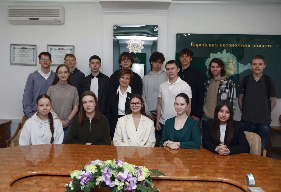 Старшеклассники лицея при ПГУ побывали в роли законодателей