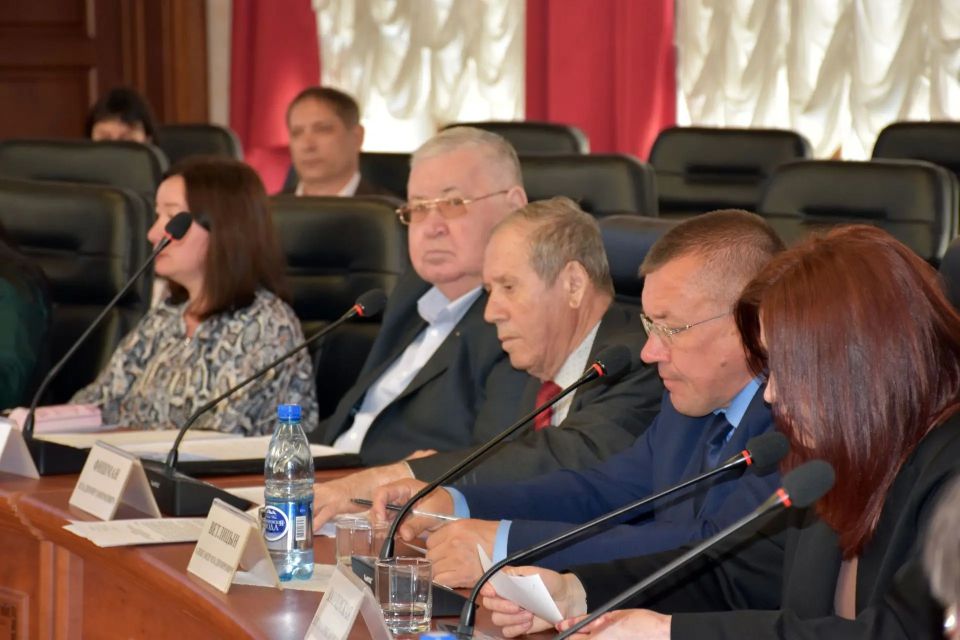 Состоялось заседание постоянных комитетов парламента ЕАО Состоялось заседание постоянных комитетов парламента ЕАО