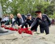 Руководство УМВД России по ЕАО приняло участие в возложении цветов к памятнику воинам-пограничникам