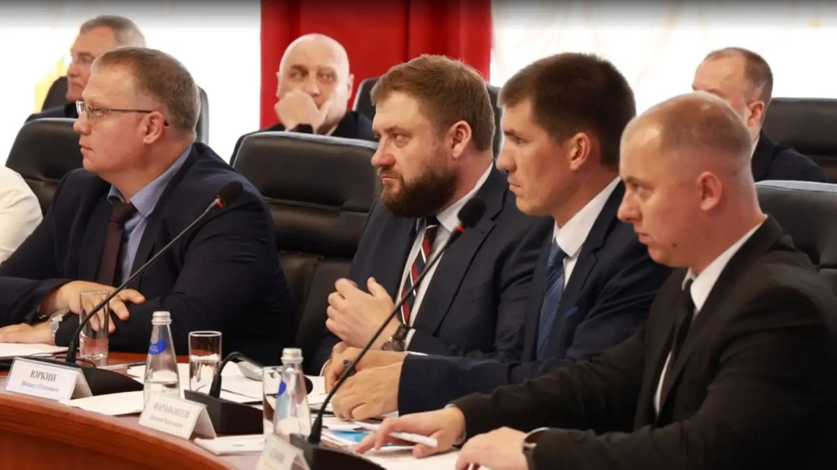 Мария Костюк: Главным пунктом рабочего визита в ЕАО Юрия Петровича Трутнева в ЕАО стало совещание по социально-экономическому развитию региона Мария Костюк: Главным пунктом рабочего визита в ЕАО Юрия Петровича Трутнева в ЕАО стало совещание по социально-экономическому развитию региона