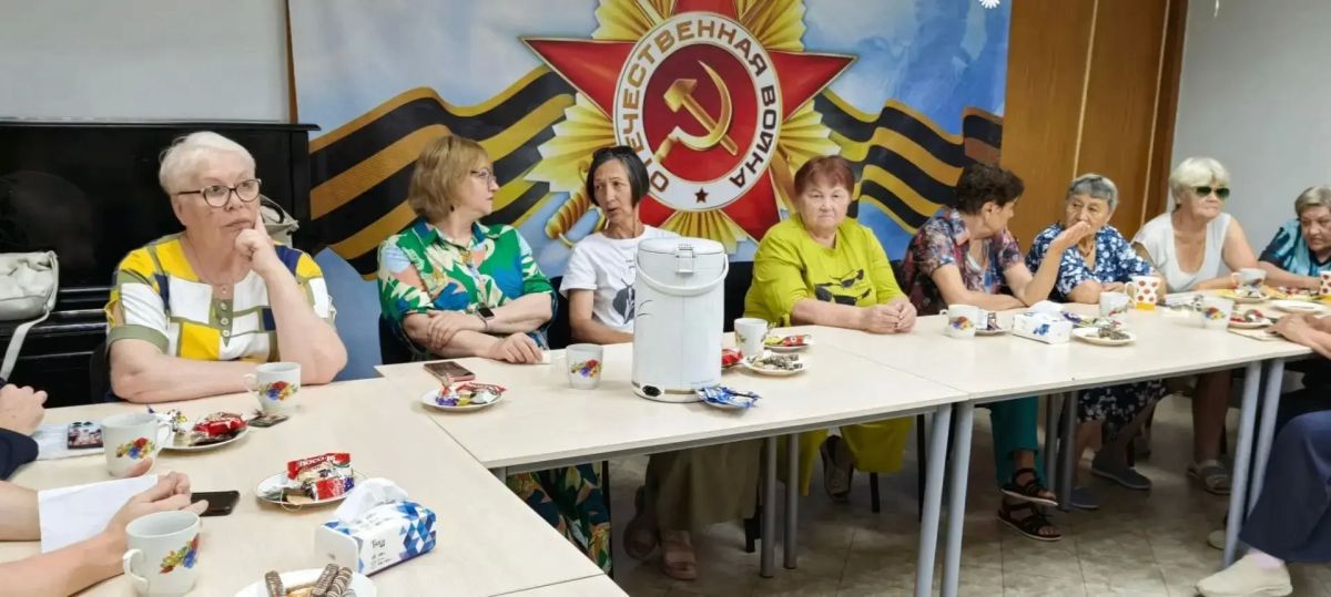 Председатель Городской Думы Сергей Радецкий принял участие во встрече с председателями ТОС Председатель Городской Думы Сергей Радецкий принял участие во встрече с председателями ТОС
