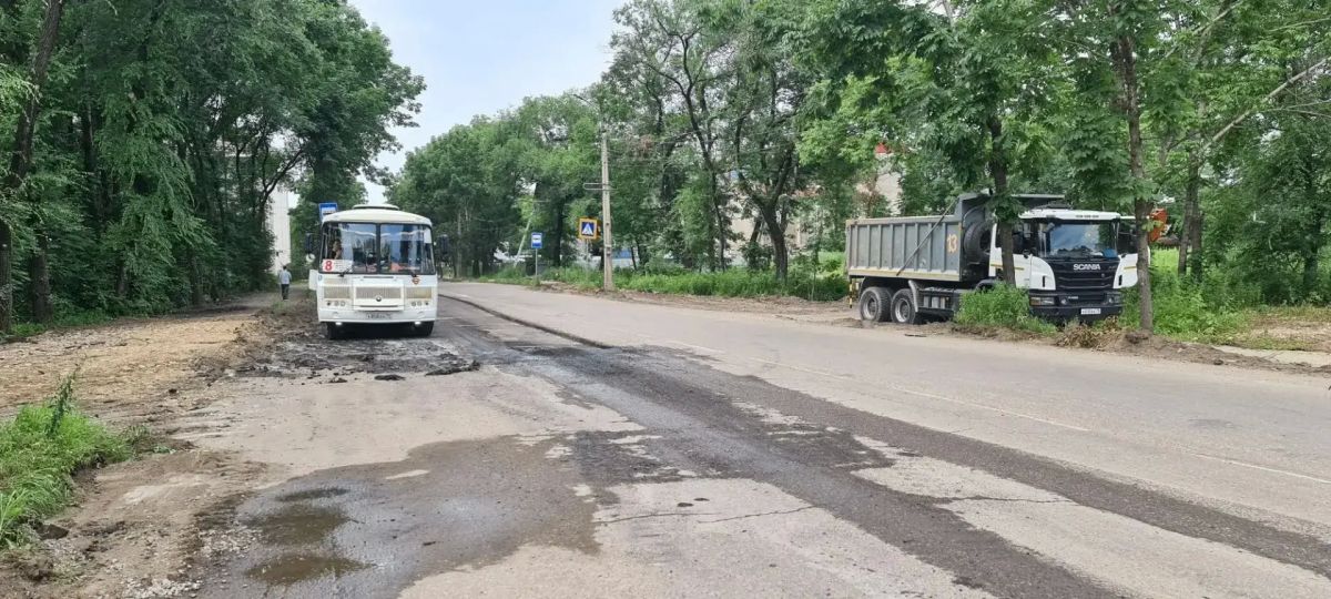 На улице Волочаевской продолжается ремонт дороги На улице Волочаевской продолжается ремонт дороги