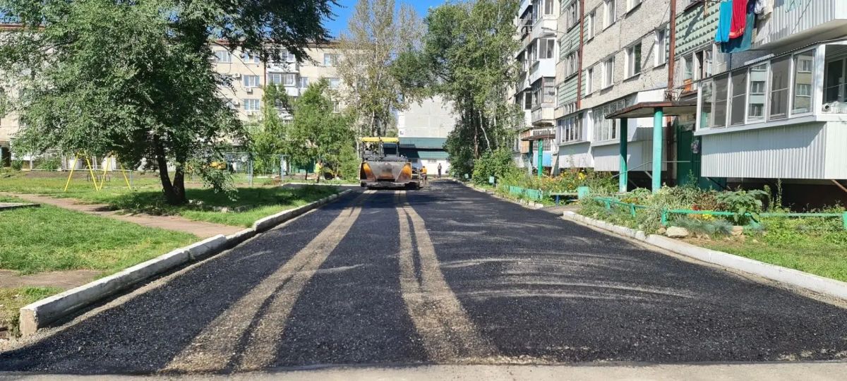 Продолжаем ремонт междворовых проездов Продолжаем ремонт междворовых проездов
