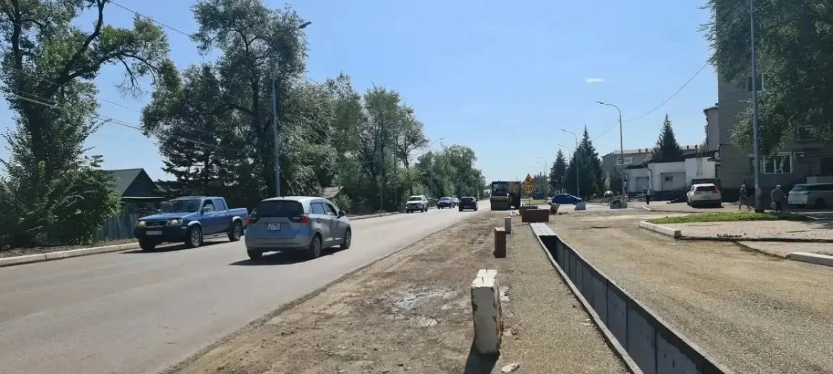 Более полумиллиарда рублей направили на ремонт дорог в ЕАО Более полумиллиарда рублей направили на ремонт дорог в ЕАО