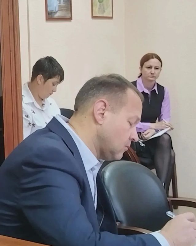 В Департаменте управления лесами правительства Еврейской автономной области прошло совещание, посвященное деятельности школьных лесничеств: растим защитников природы В Департаменте управления лесами правительства Еврейской автономной области прошло совещание, посвященное деятельности школьных лесничеств: растим защитников природы