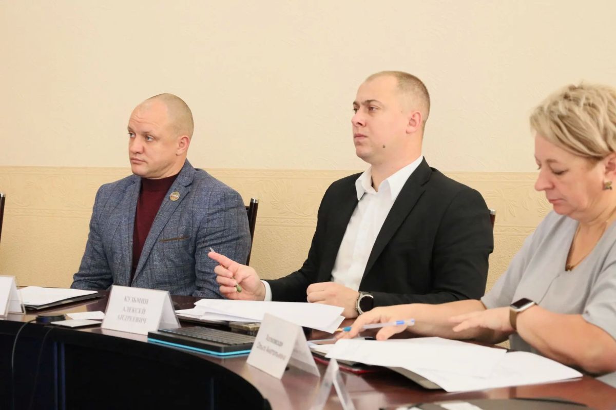 В мэрии Биробиджана прошло заседание совета по противодействию коррупции В мэрии Биробиджана прошло заседание совета по противодействию коррупции