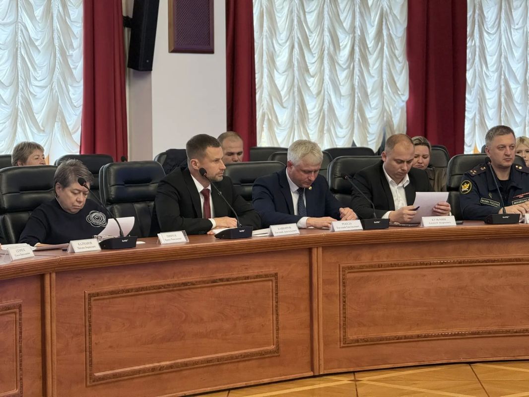В ЕАО состоялось заседание Регионального координационного совета по взаимодействию с «Движением Первых» В ЕАО состоялось заседание Регионального координационного совета по взаимодействию с «Движением Первых»