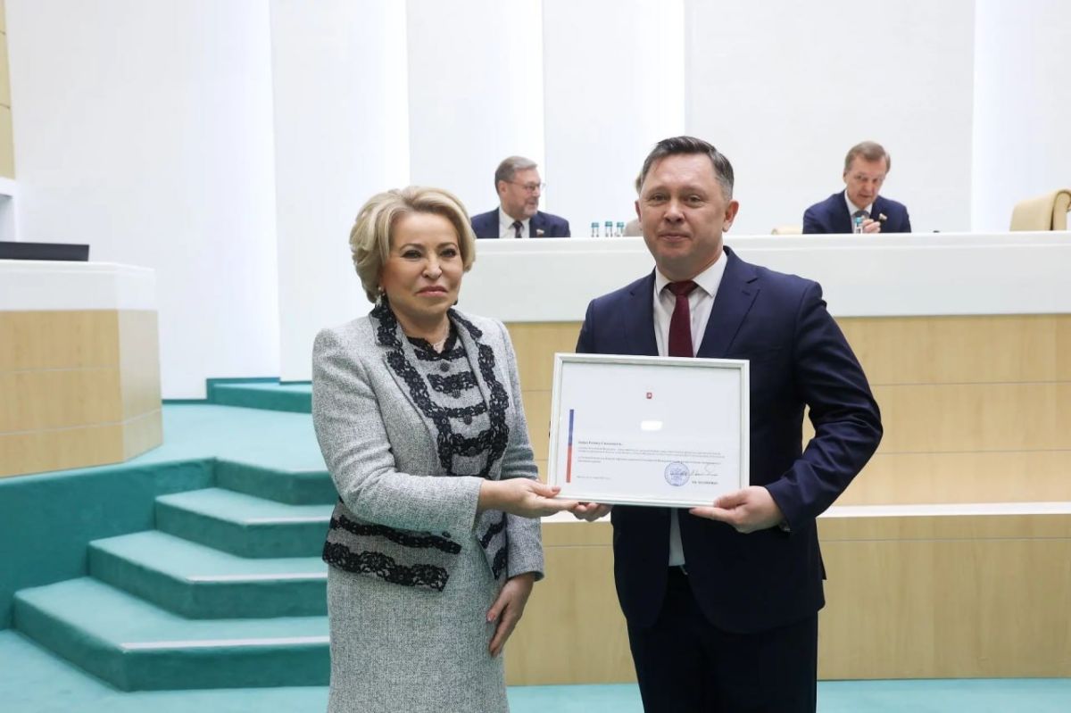 Светлана Лукаш приступила к исполнению обязанностей сенатора РФ от ЕАО Светлана Лукаш приступила к исполнению обязанностей сенатора РФ от ЕАО
