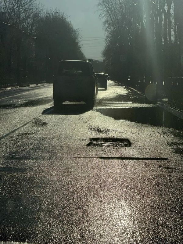 Осторожно: "ямочный ремонт" по всему Биробиджану Осторожно: "ямочный ремонт" по всему Биробиджану